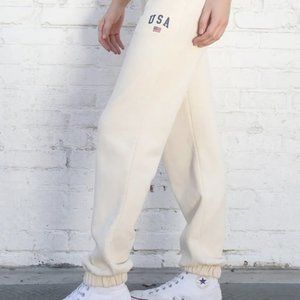 Brandy Melville / John Galt White, Cream Rosa USA Flag Sweatpants